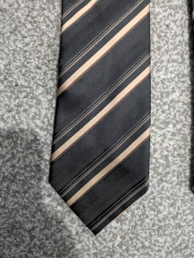 Black/brown/gold Next tie