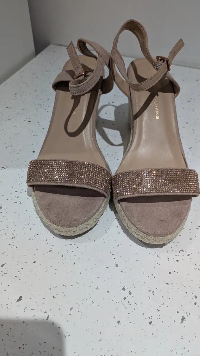 Ladies wedge shoes from Dorothy Perkins size 6
