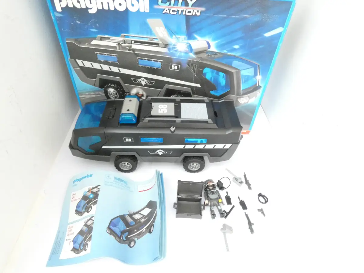 Playmobil 5564 City Action Police Tactical Unit command vehicle lights and sound