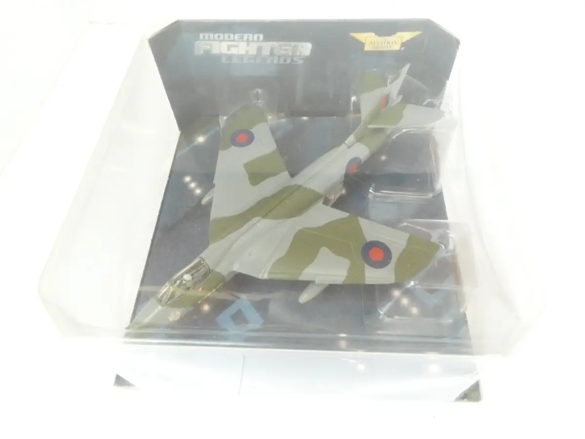 Corgi Aviation Archive Hunter F. Mk6 AA32709 1:72 Scale