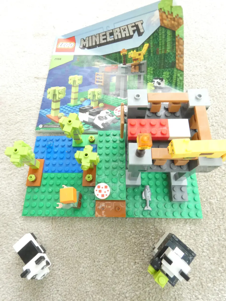 LEGO Minecraft 21158 the Panda Nursery Set complete set no box (retired)