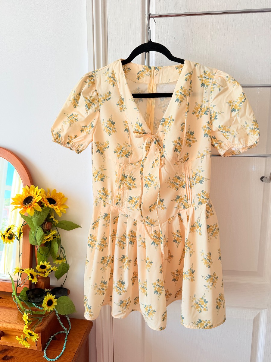 🌸 Pale Yellow Mini Dress 🌸