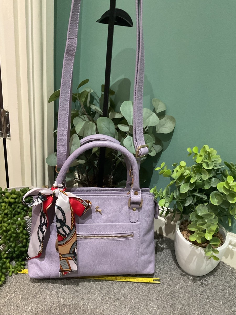 Ashwood lilac leather shoulder/crossbody bag NWOT