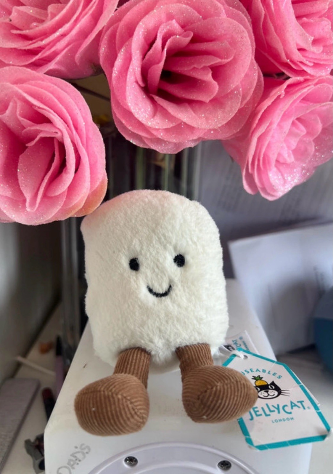 white marshmallow jellycat