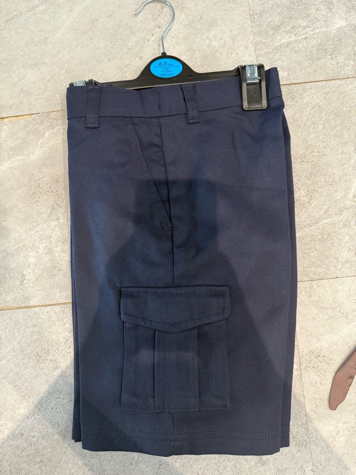 Boys navy school shorts- size 6-7 years
