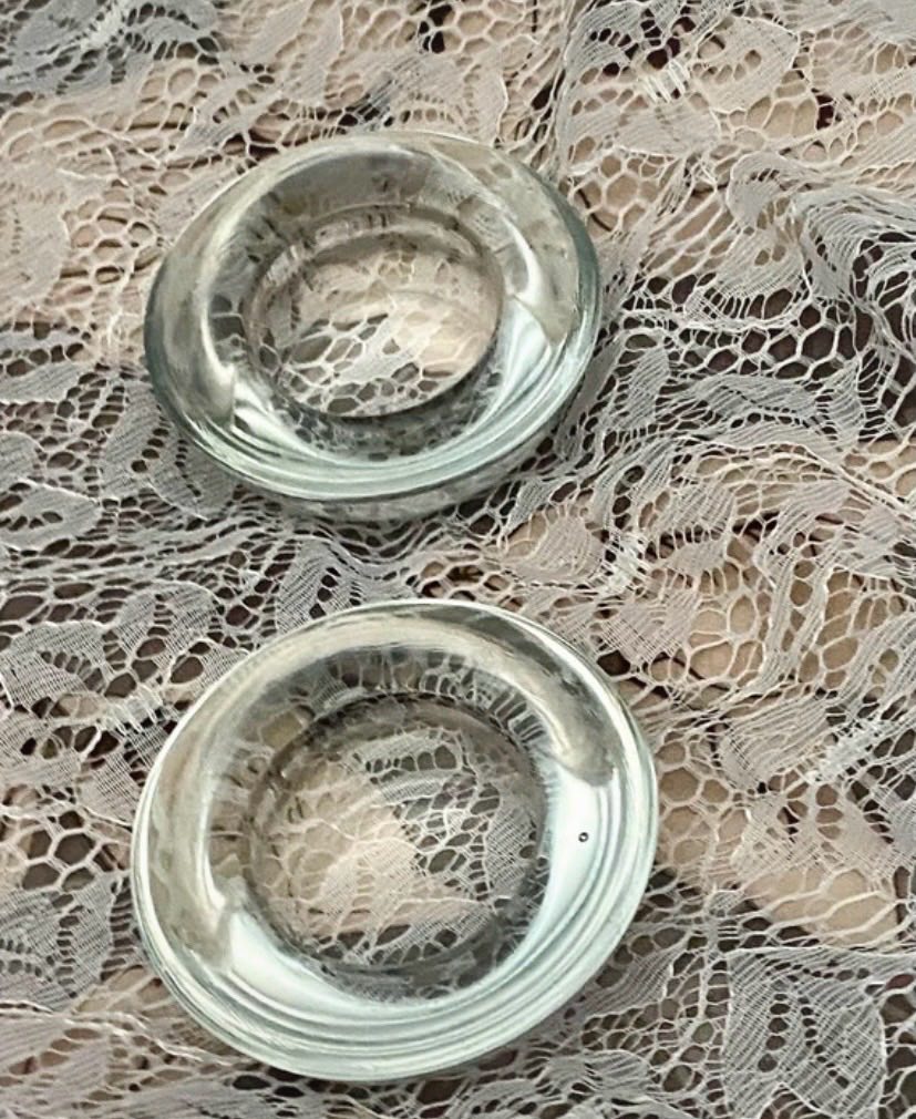 2 x glass tea light candle holders