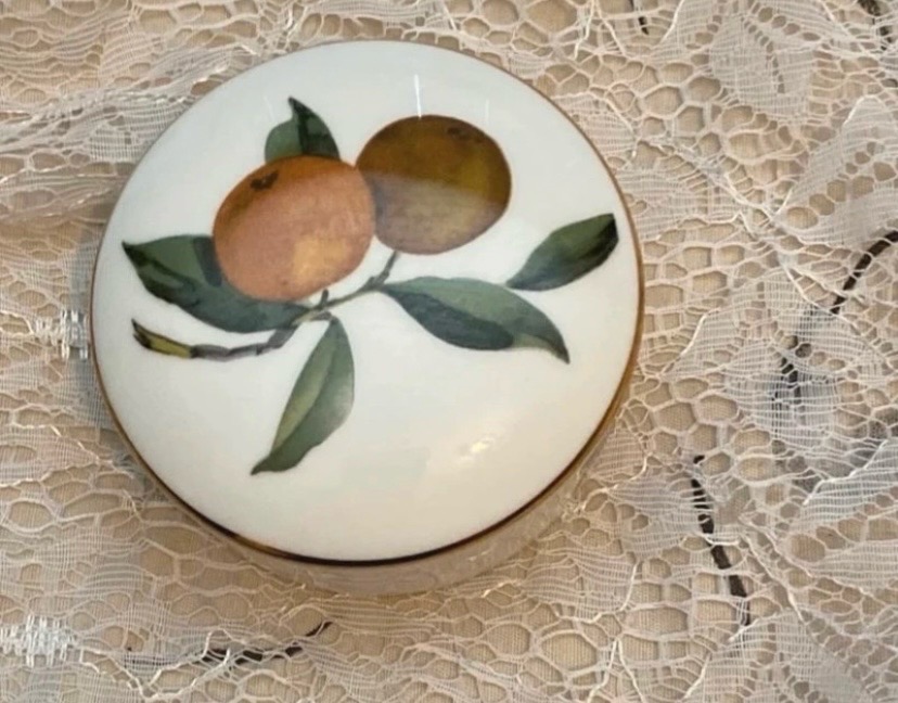 Vintage royal Worcester Arden trinket pot