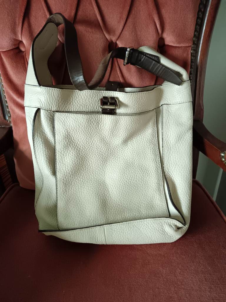 Leather bag