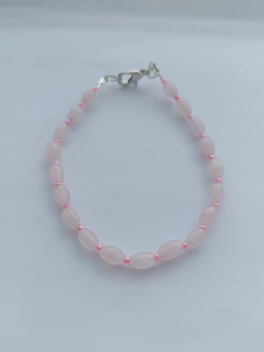Small rose quartz bracelwt