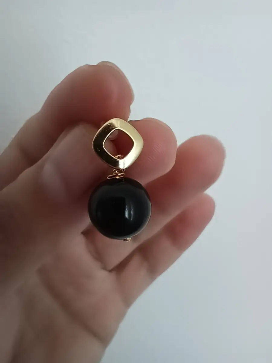 Golden Rhombus And agate stud earrings