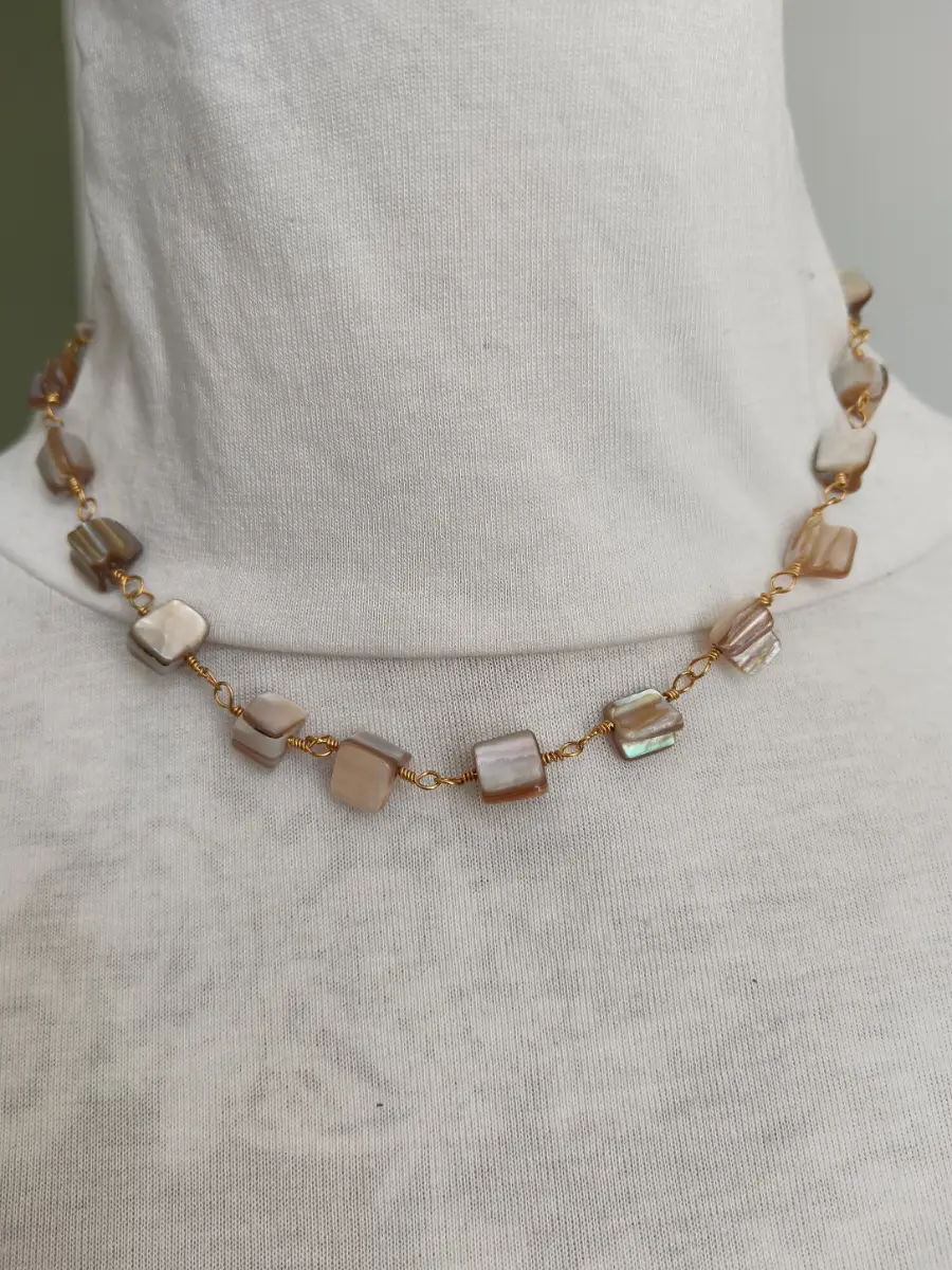 Shells necklace