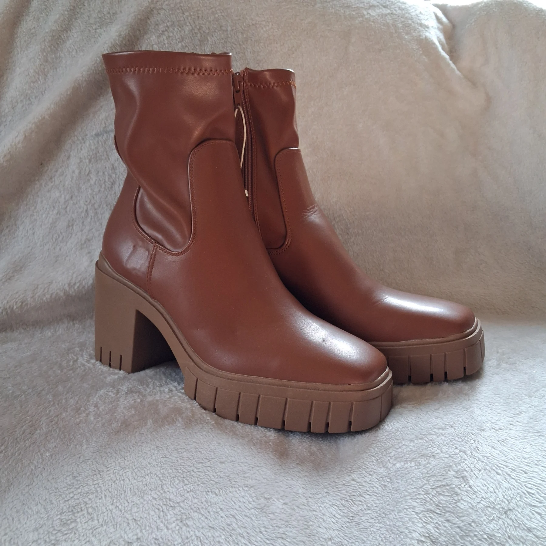 Tan Brown Faux Leather Chunky Platform Ankle Boots UK 6 (EUR 39)