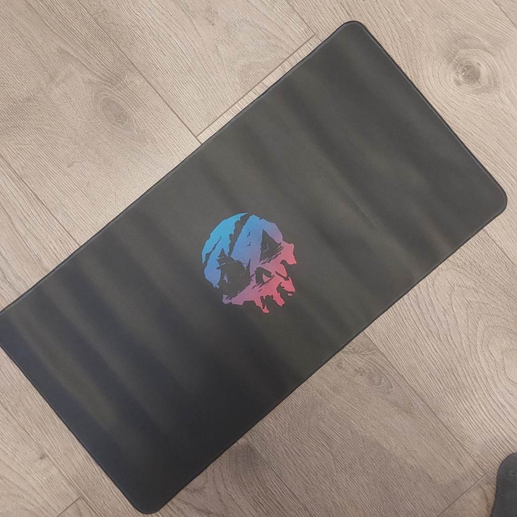 Sea of Thieves Purple Mouse/Desk/Play Mat - 600x300mm
