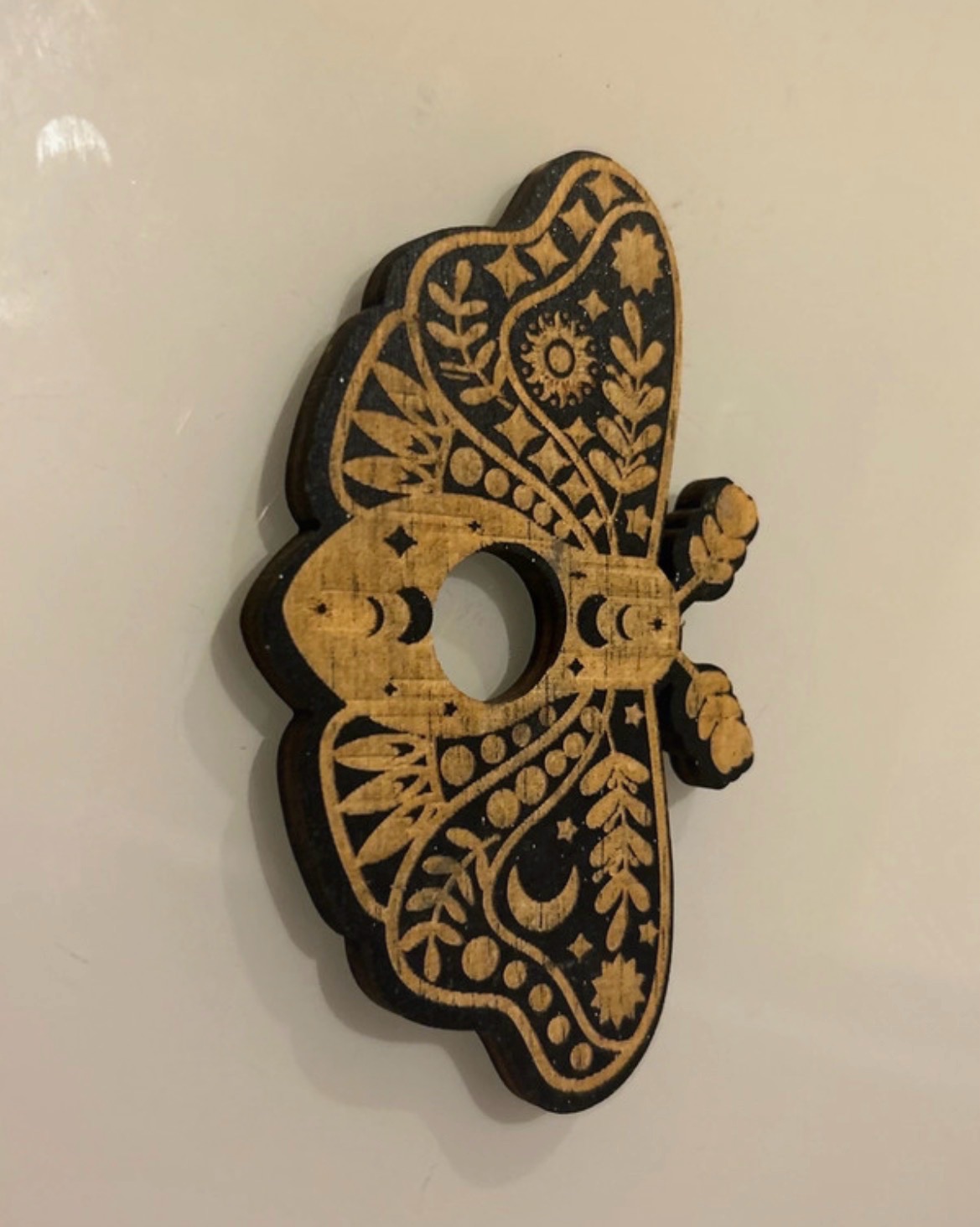 Moth sphere holder