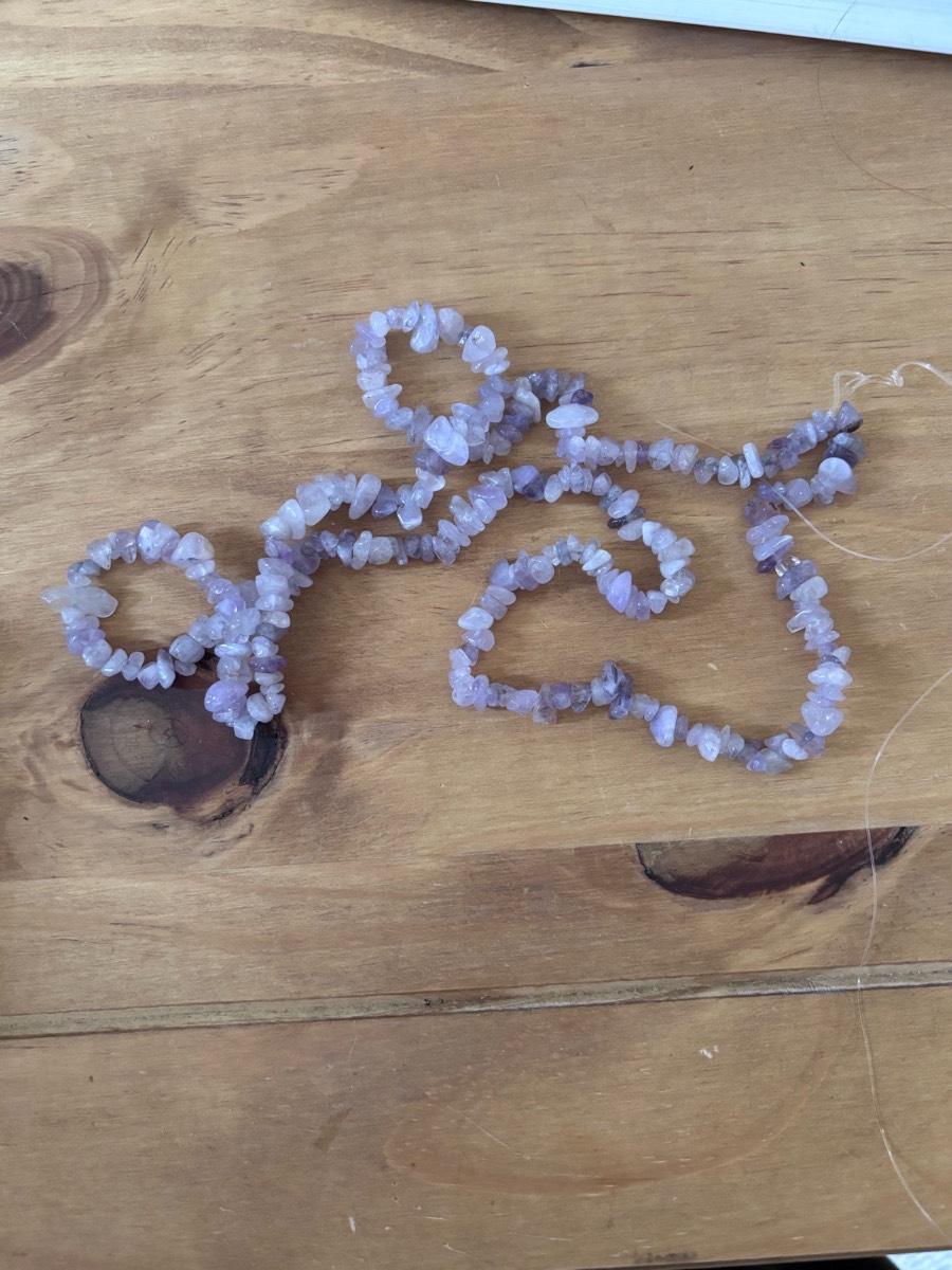 Pale lavender amethyst chip beads