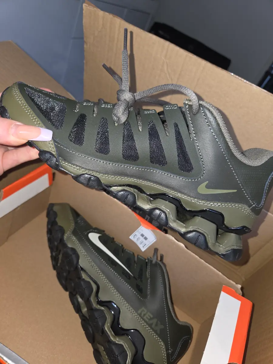 Nike reax