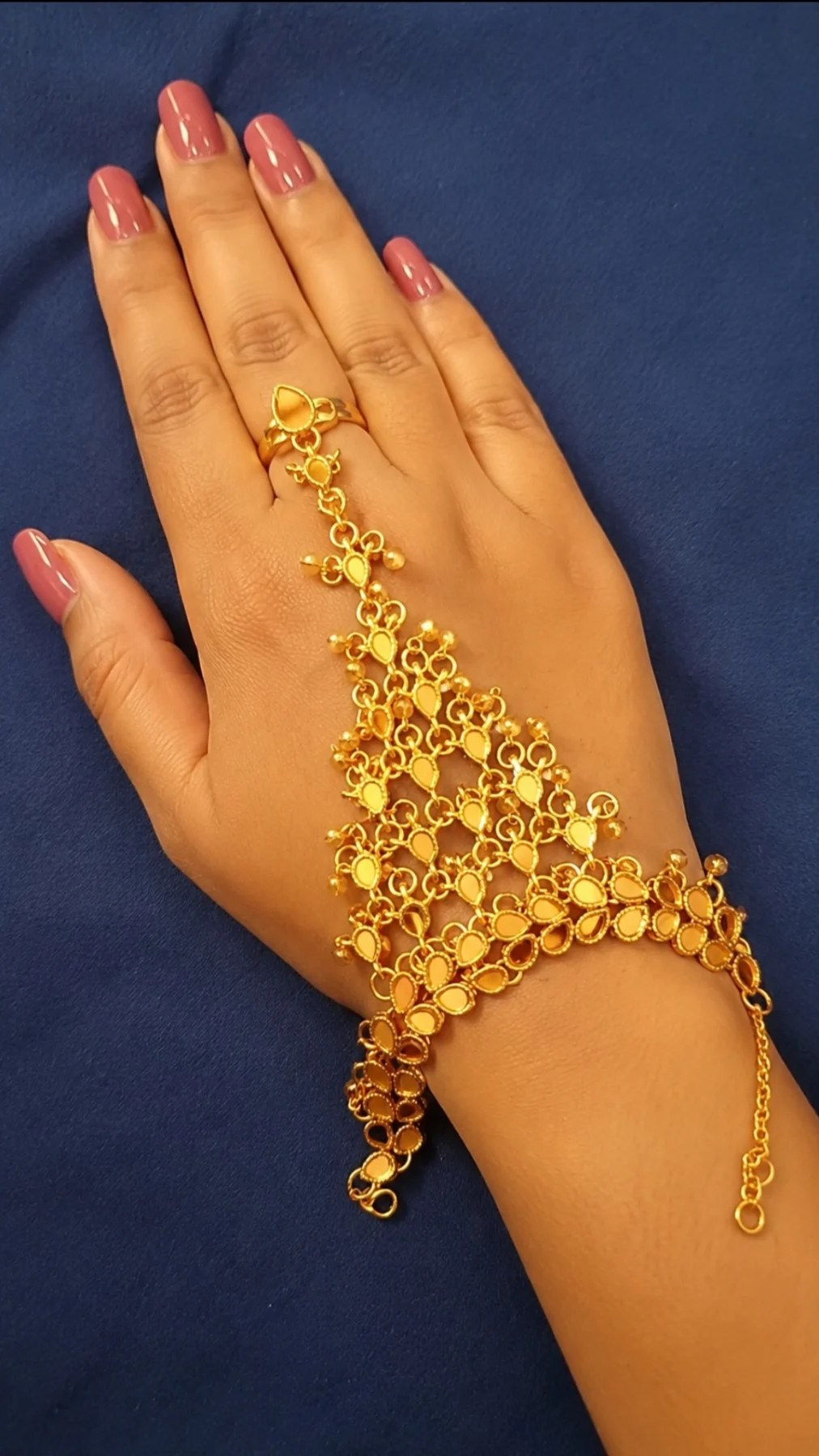 Beautiful Kundan Hand Harness – Gold Finish