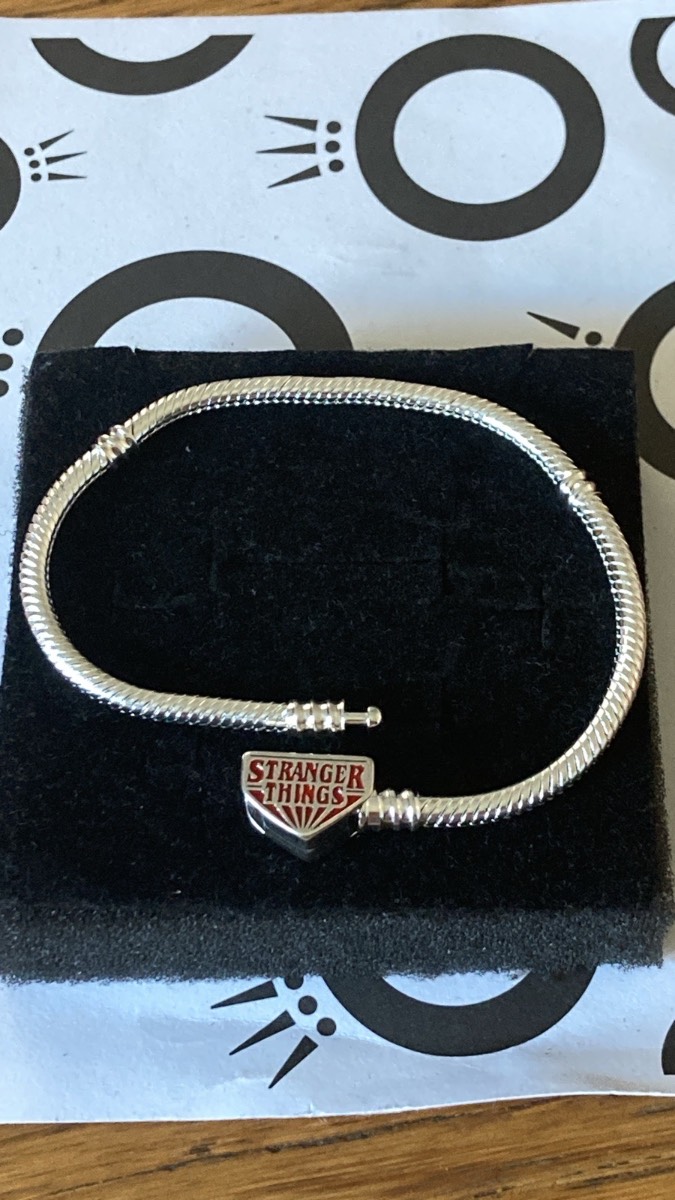 StrangerThings Friends don’t lie S925 charm bracelet