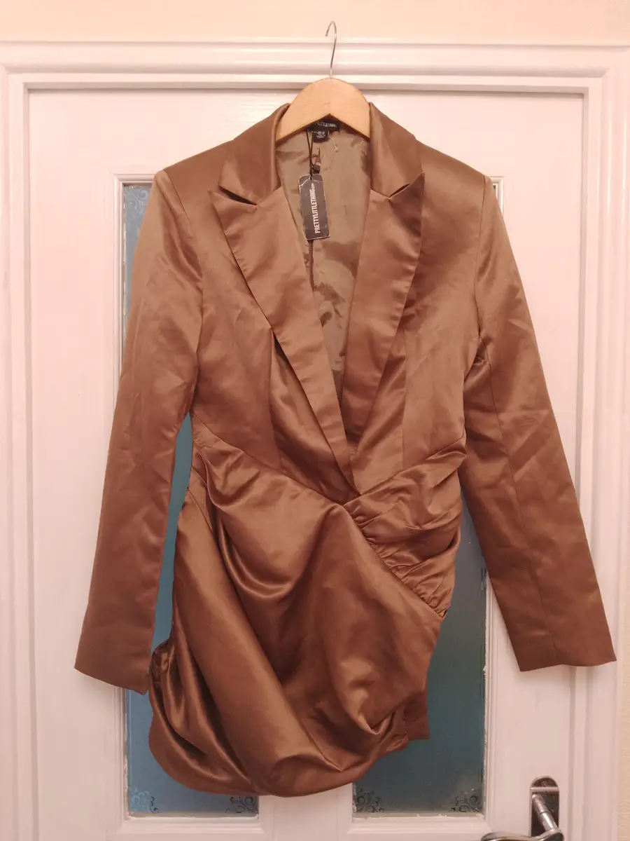 Satin Blazer dress in caramel brown, size 12 by Pretty Little Thing