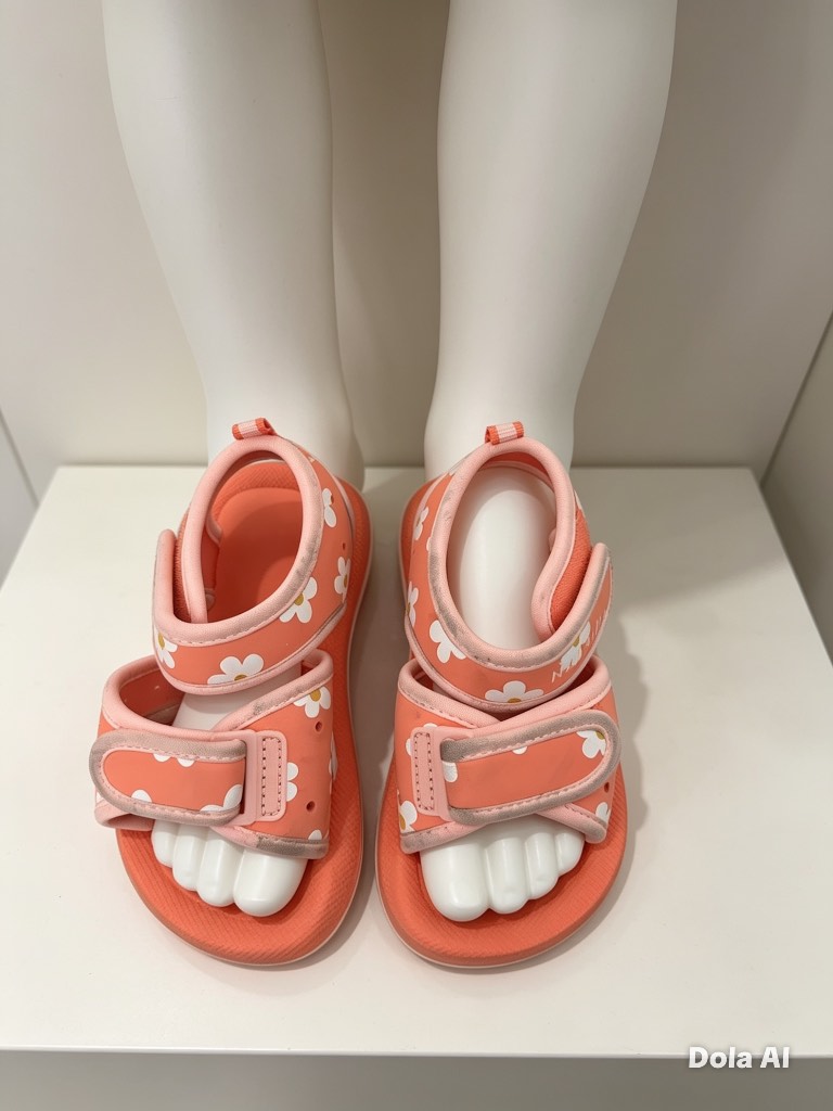 Decathlon Coral Floral Kids Sandals – UK Size 8c – Good Used Condition