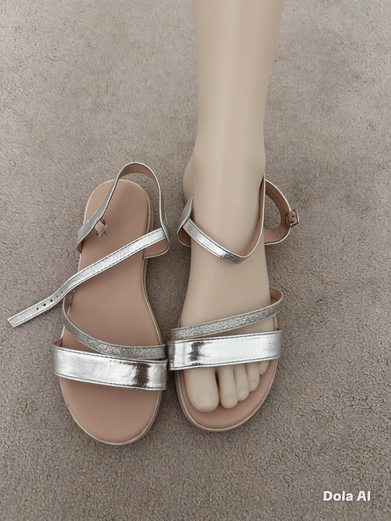H&M Silver Glitter Strap Sandals – Kids Size EUR 34 – Good Used Condition