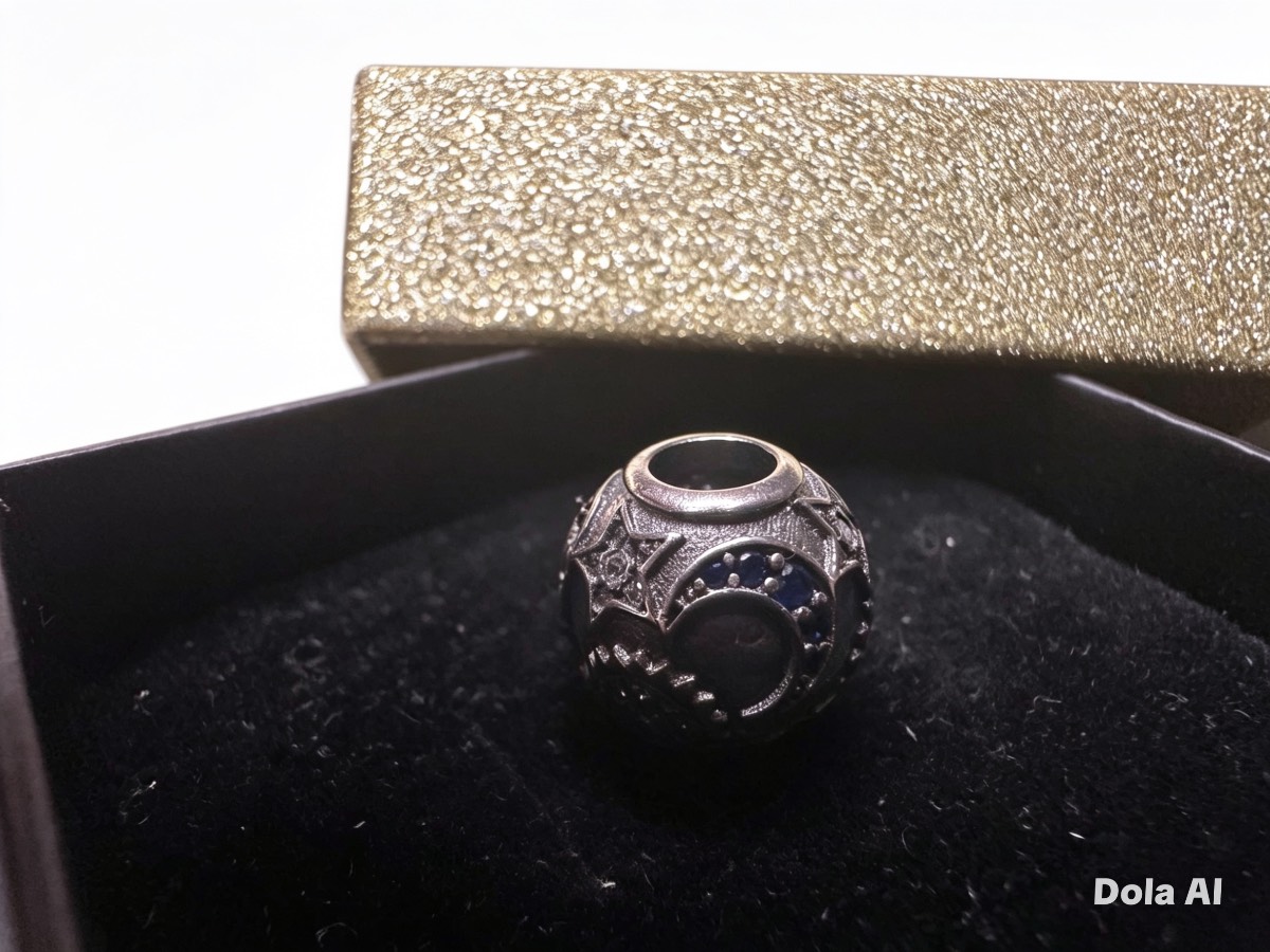 925 Sterling Silver Night Sky Star Moon Charm | Unused + Free Gift Box