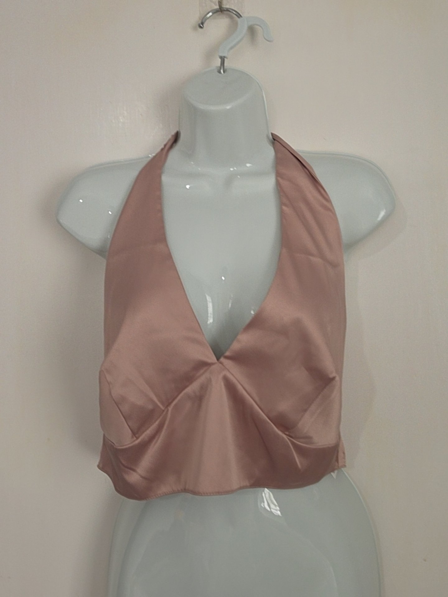 ASOS Design Satin Halter Neck Crop Top – Dusty Pink