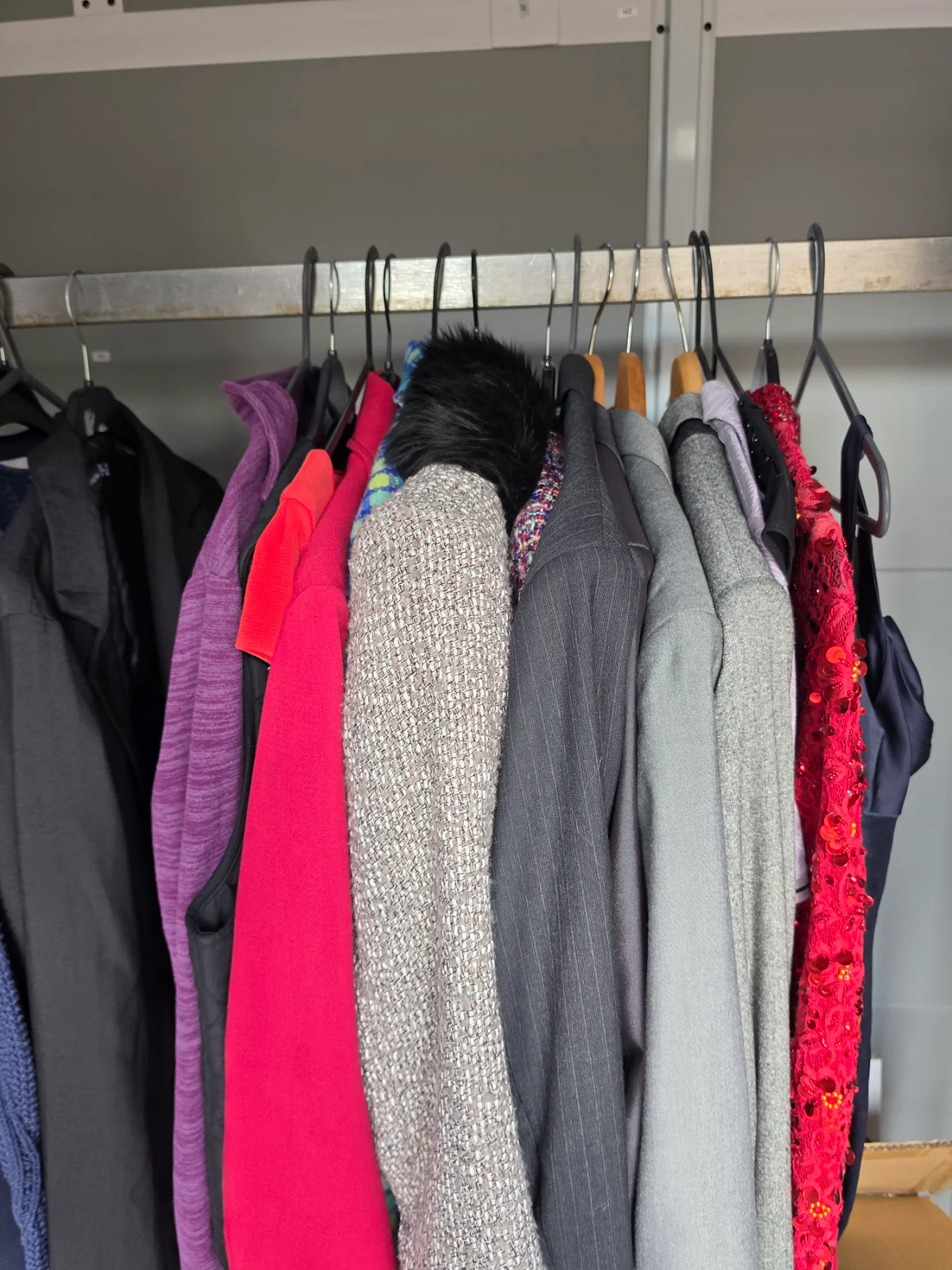 Bundle of 5 items mixed mens . Womens & shoes- mixed brands and sizes .