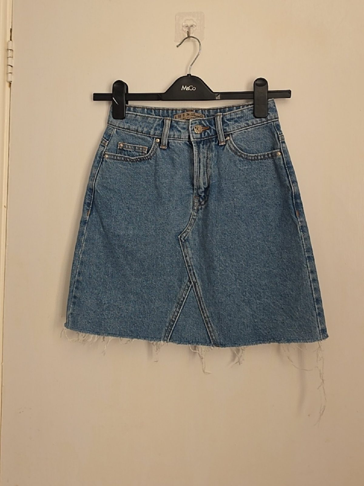 Denim & Co Frayed Hem Mini Denim Skirt — Size UK 4