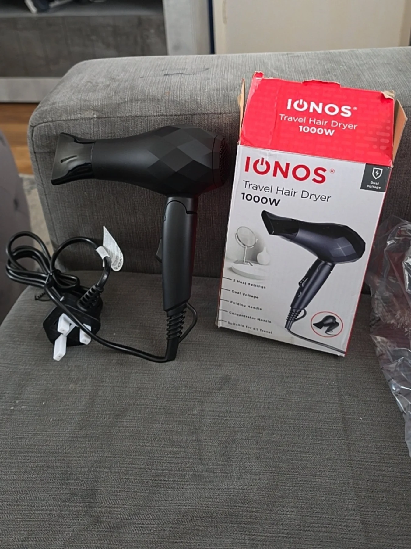 IONOS 1000W Travel Hair Dryer — Dual Voltage