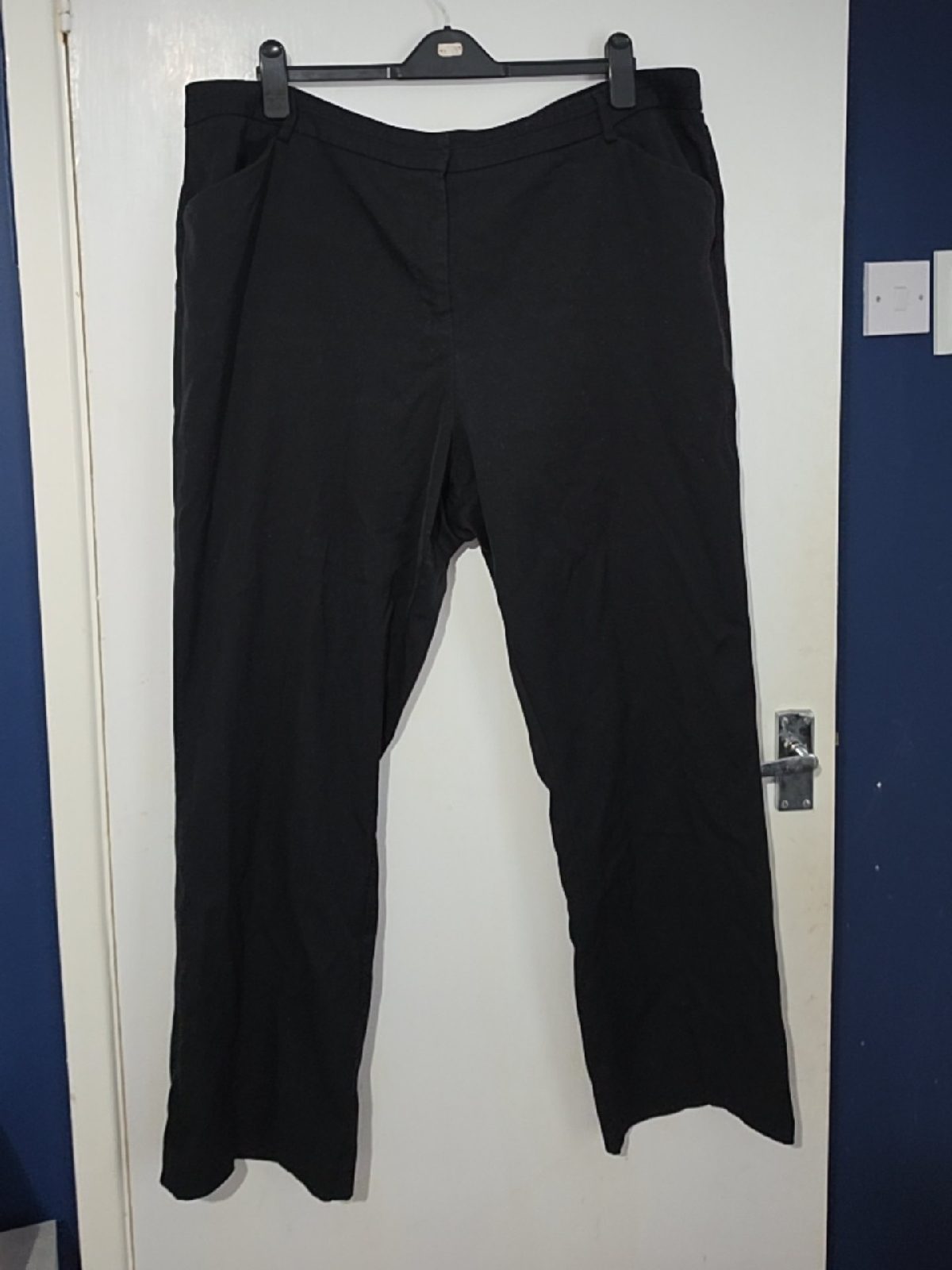 Tu Woman Black Straight-Leg Trousers — UK 20 Regular