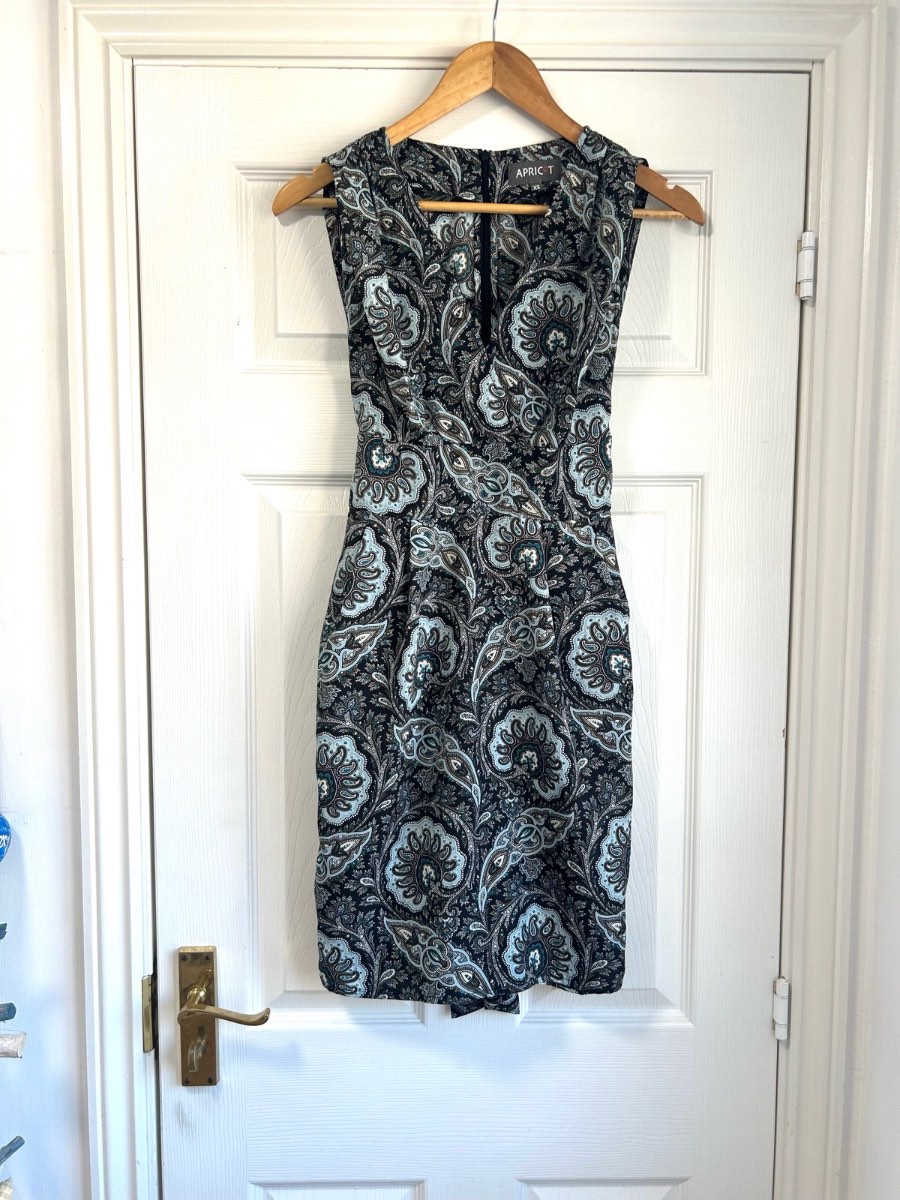 Apricot Paisley Print V-Neck Summer Dress - Size XS (UK 6-8) VGC