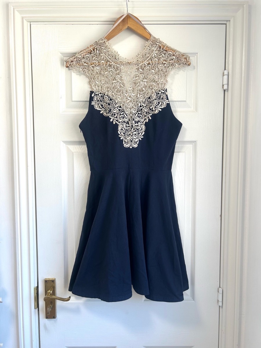 AX Paris Navy & Cream Lace Skater Dress - Size 12 VGC
