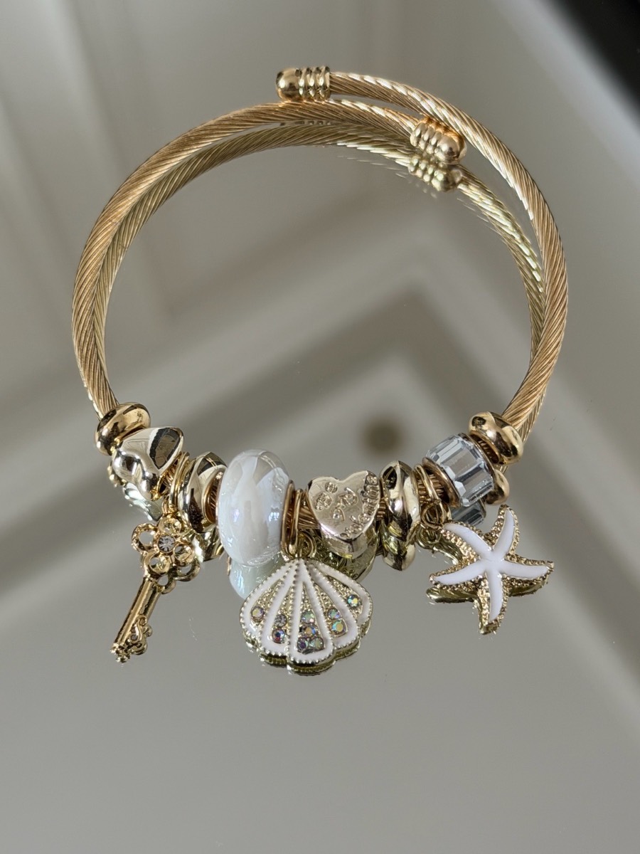 Vintage style White and gold cuff charm bracelet