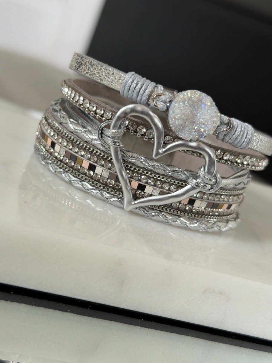 Boho faux leather silver multilayer magnetic bracelet 18/19cm