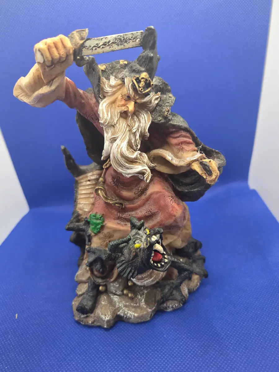 Wizard & Dragon Figurine Ornament – Mythical Creatures Theme (Broken Sword)