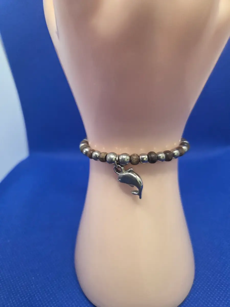 Wood & Silver‑Tone Beaded Stretch Bracelet – Dolphin Charm