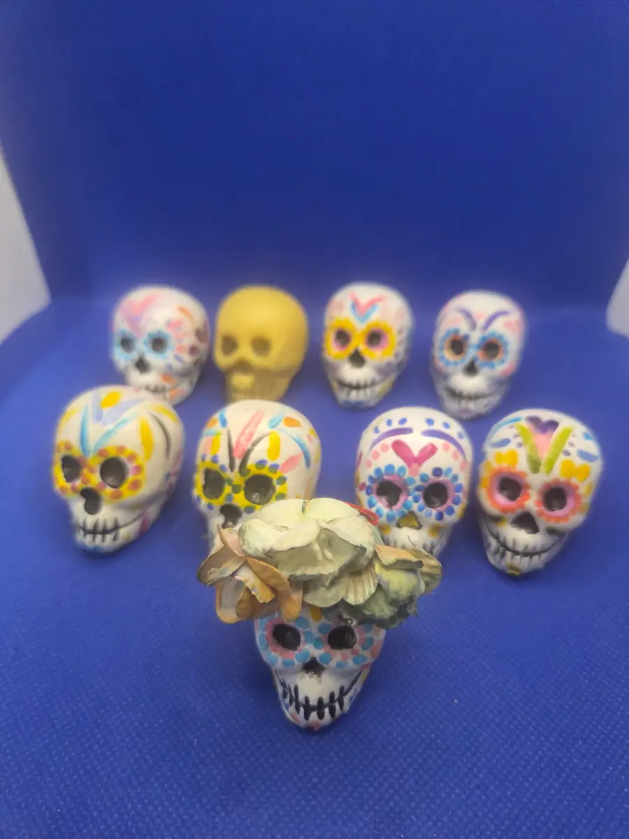 Mini Skulls Decor 9 Pack
