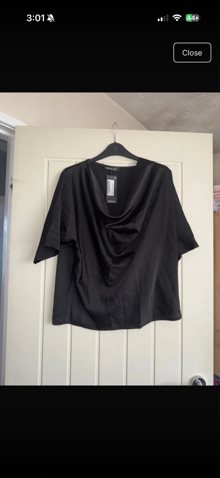 Women’s black top
