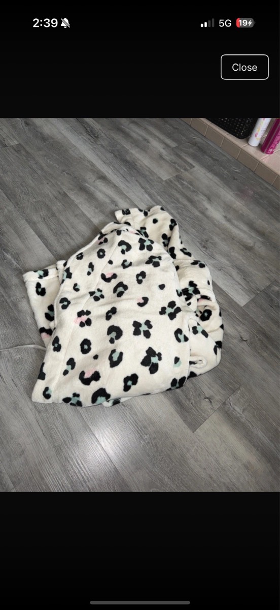 Women’s dressing gown