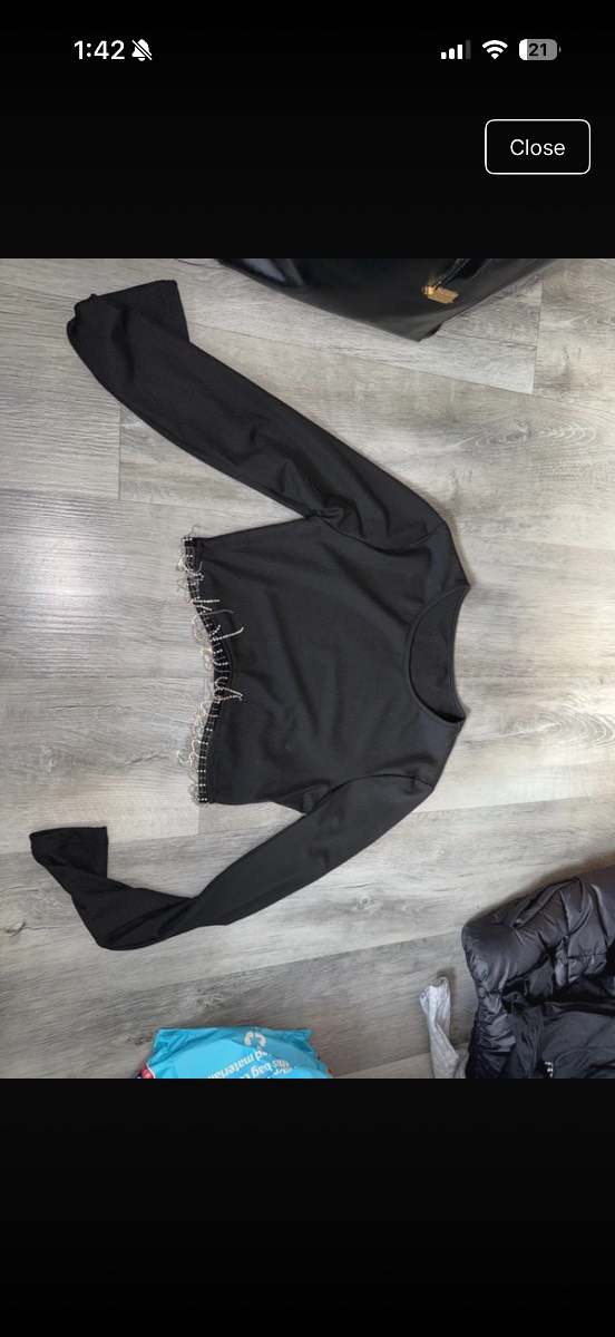 Women’s cropped top