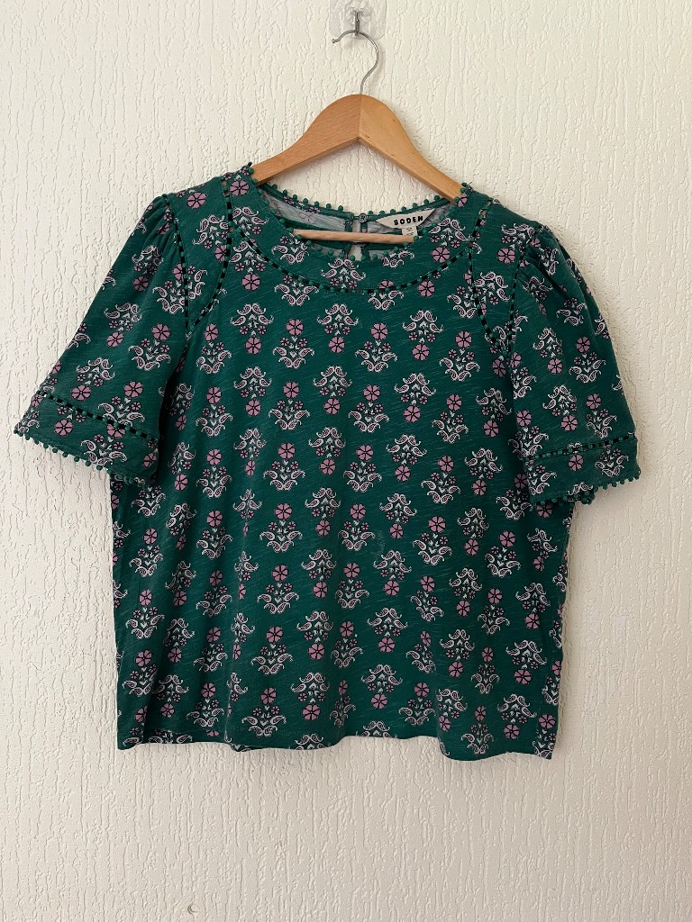 Boden Mila Top Women’s UK 16 Green Pink Cotton Cropped Boxy Trim Detail