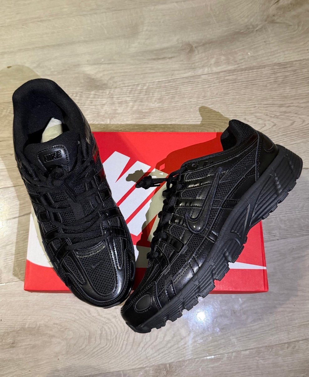 Nike p6000 All Black UK size 7