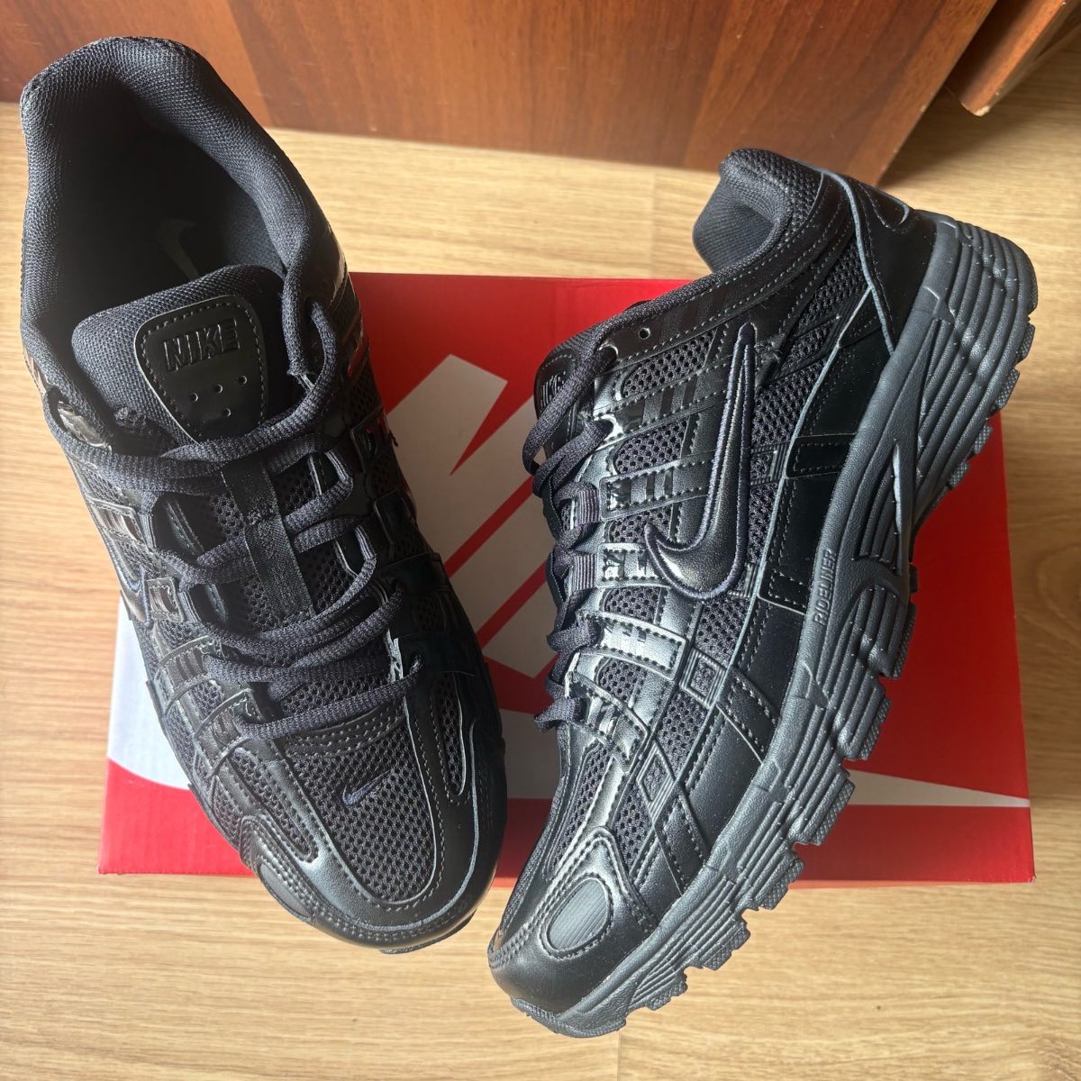 NIKE P6000 all black size 8.5