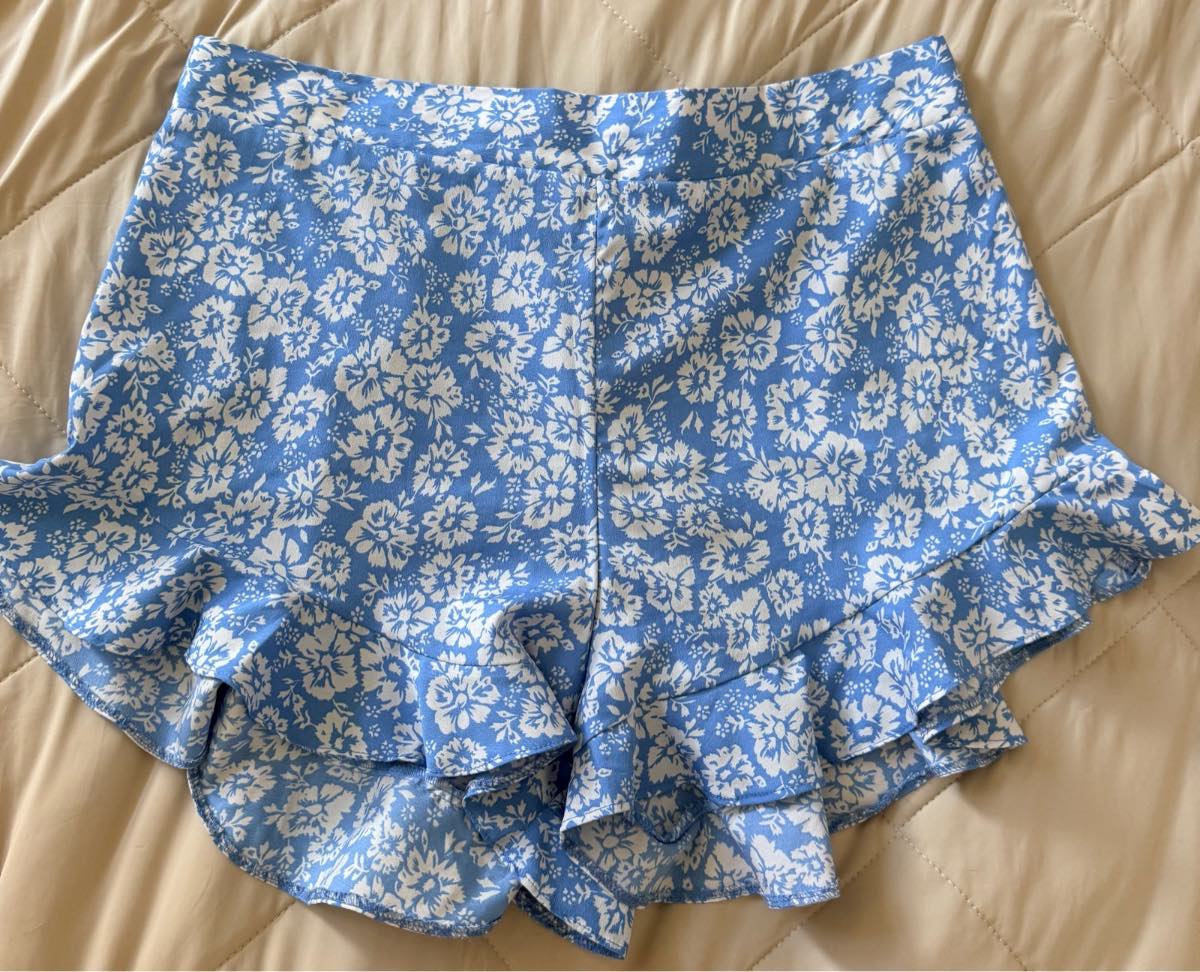 Boohoo Blue Floral Ruffle Shorts | Size 14 | Summer