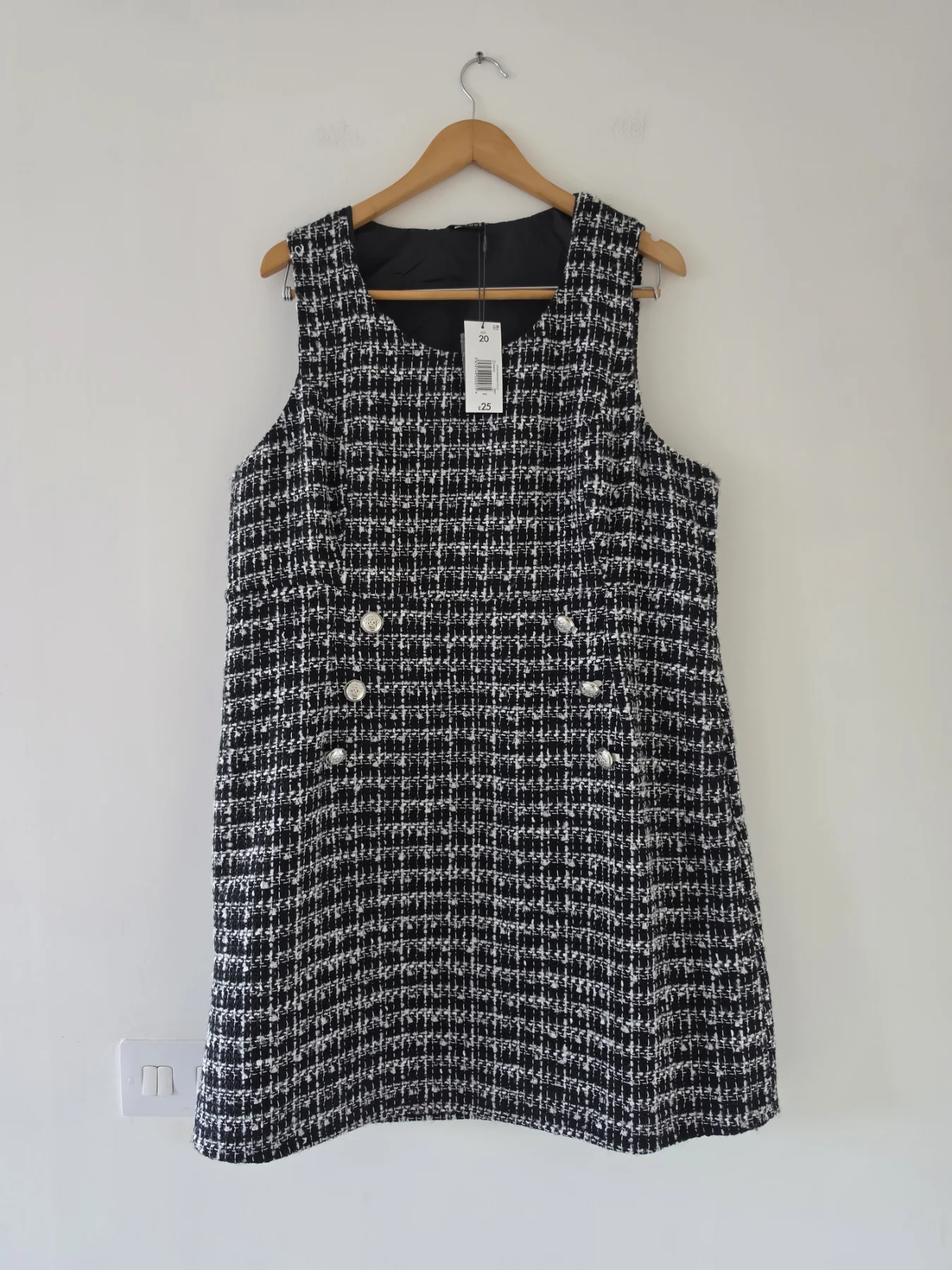 Lovely pinafore winter formal, work dress size 20. ET Vous