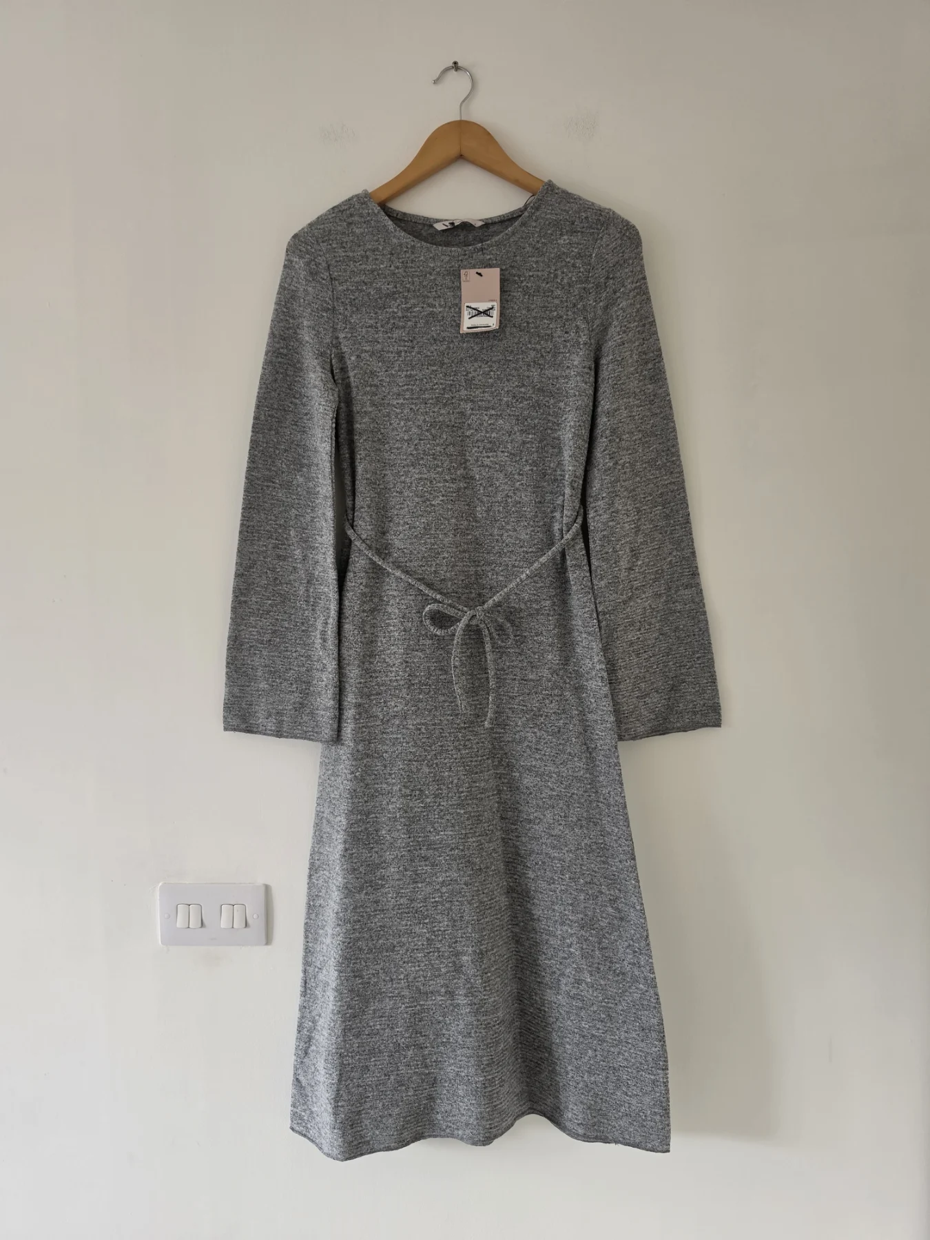 Woman's grey, long sleeve casual, work dress size 8