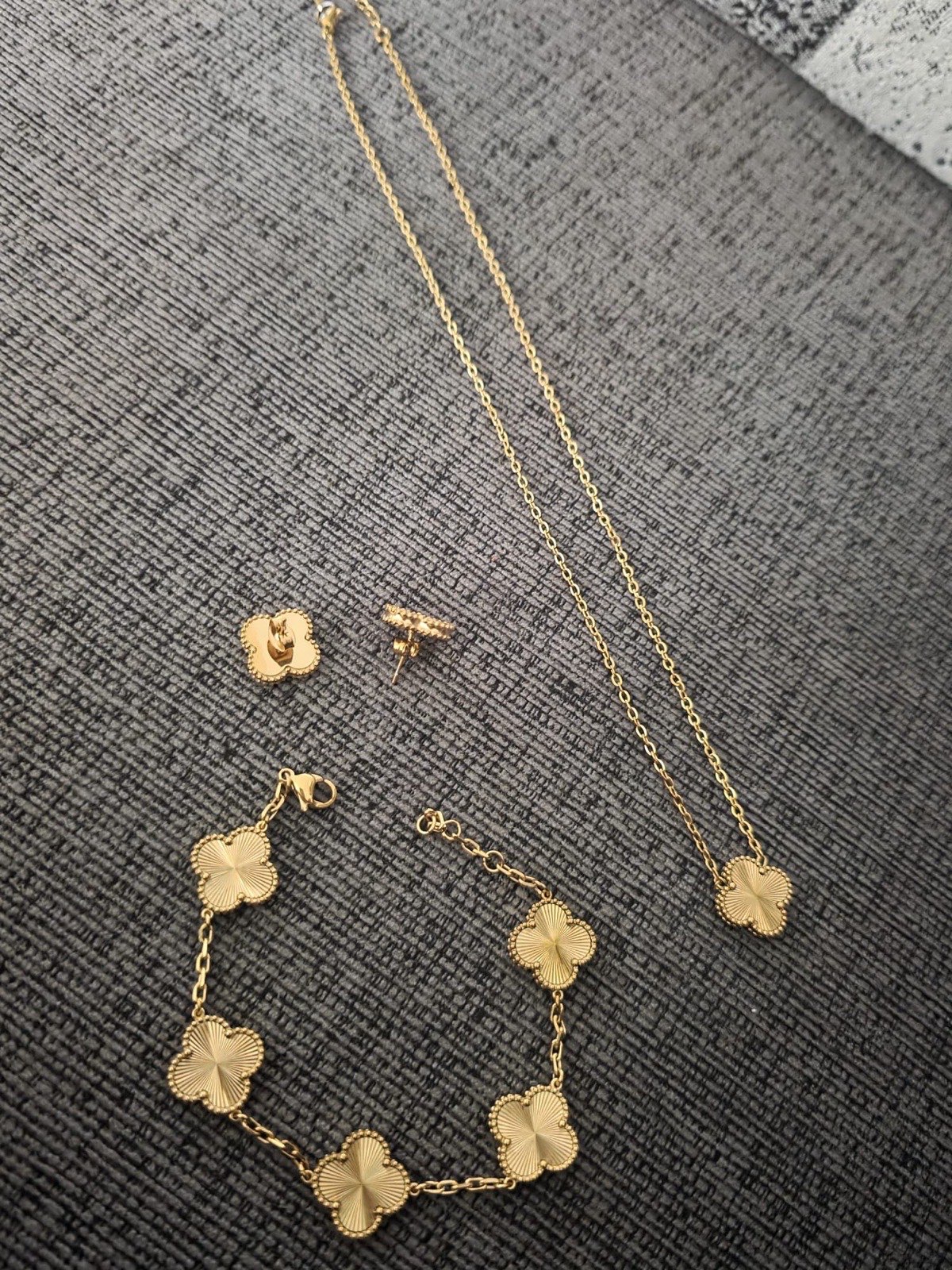 High quality pvd 18k gold plated clover jewellery set