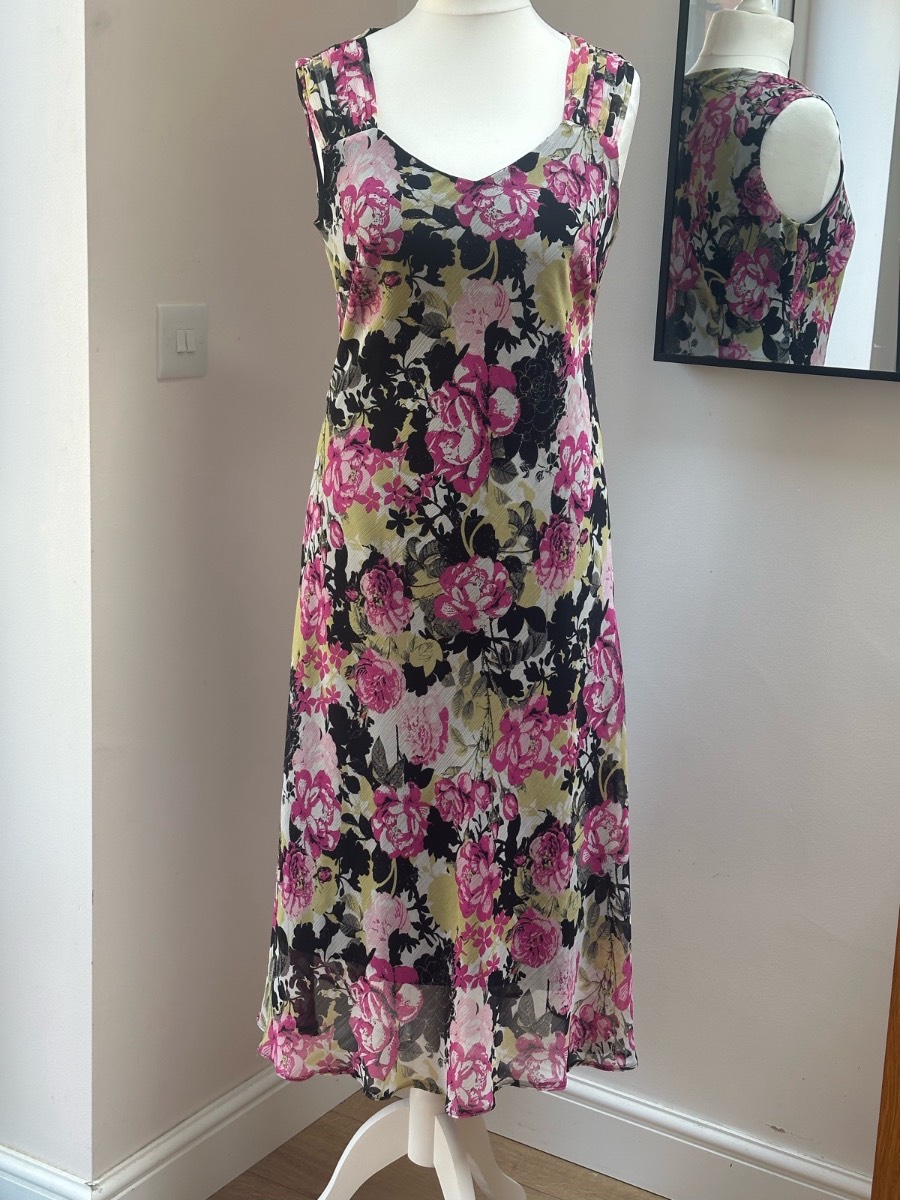 BM Collection Floral Chiffon Midi Dress - UK size 14 - Sleeveless Lined Occasion Wedding