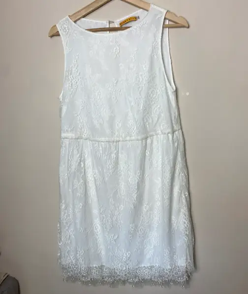 Alice + Olivia white sleeveless beaded lace and tulle dress XS